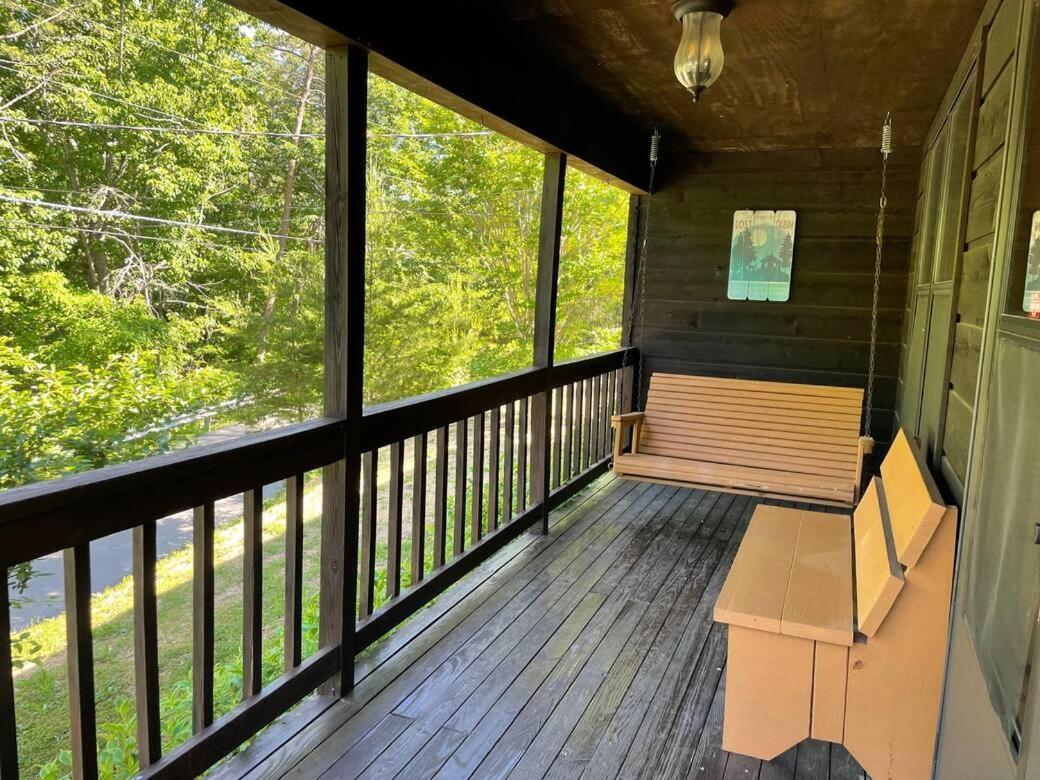 Mountaintop Hideaway Villa Pigeon Forge Exterior photo