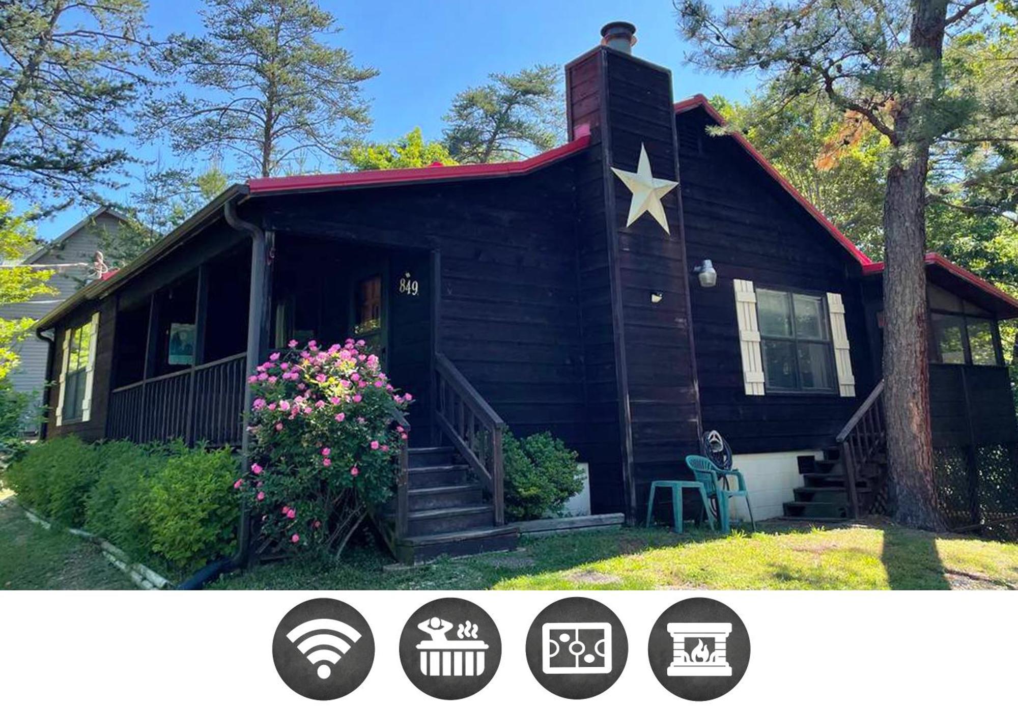 Mountaintop Hideaway Villa Pigeon Forge Exterior photo